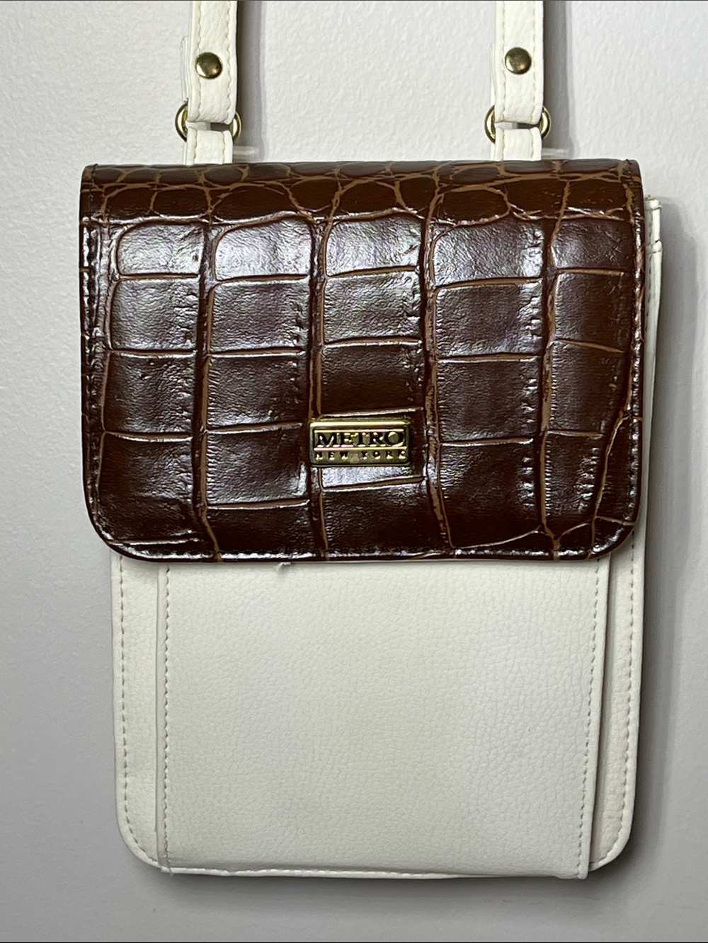 Crossbody Traveler Bag Cream/Brown Croc